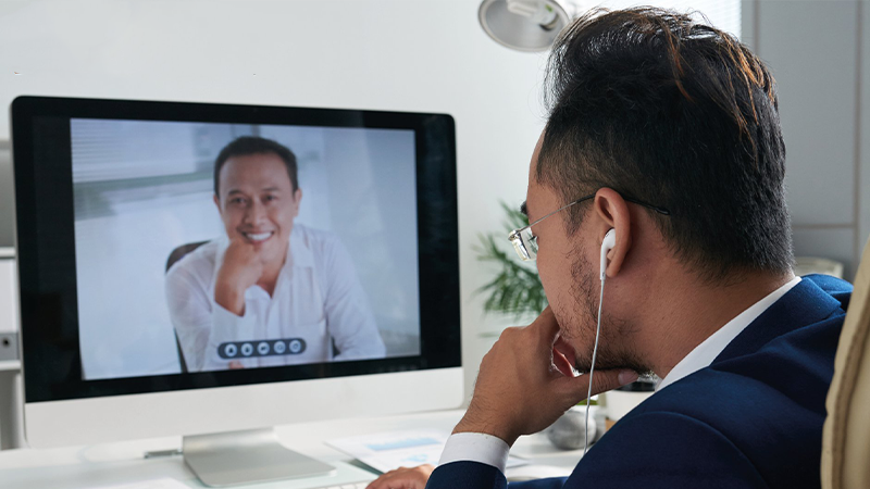 videoconferencia durante el teletrabajo covid 19 merand