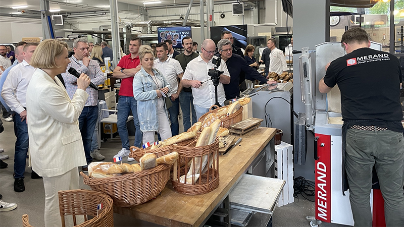 jornada de puertas abiertas de merand en polonia