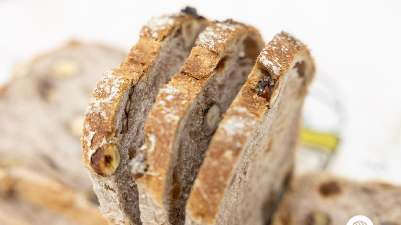 Panes hechos en la línea automática RheoPan